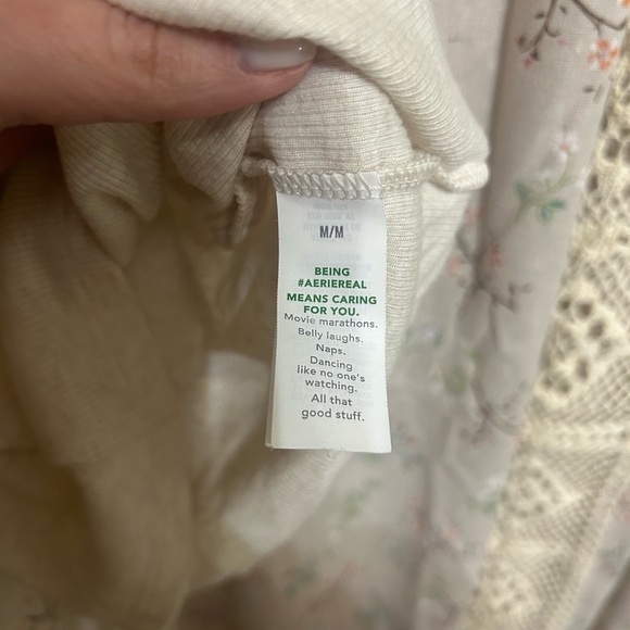 Aerie Tuck It In Tank Top Oatmeal Size Medium - Picture 3 of 5